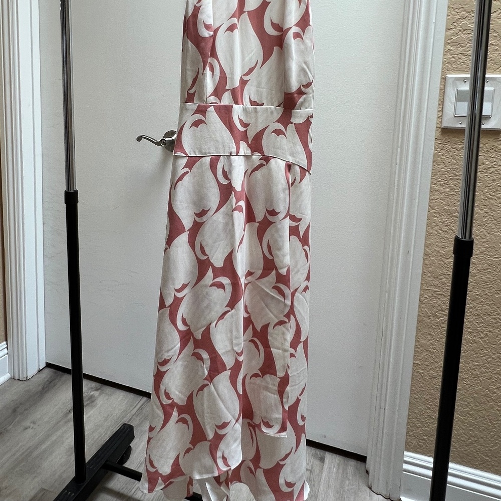 NWOT Elegant Floral Printed MIDI Dress in Beige Pink & Ivory - Picture 5 of 5